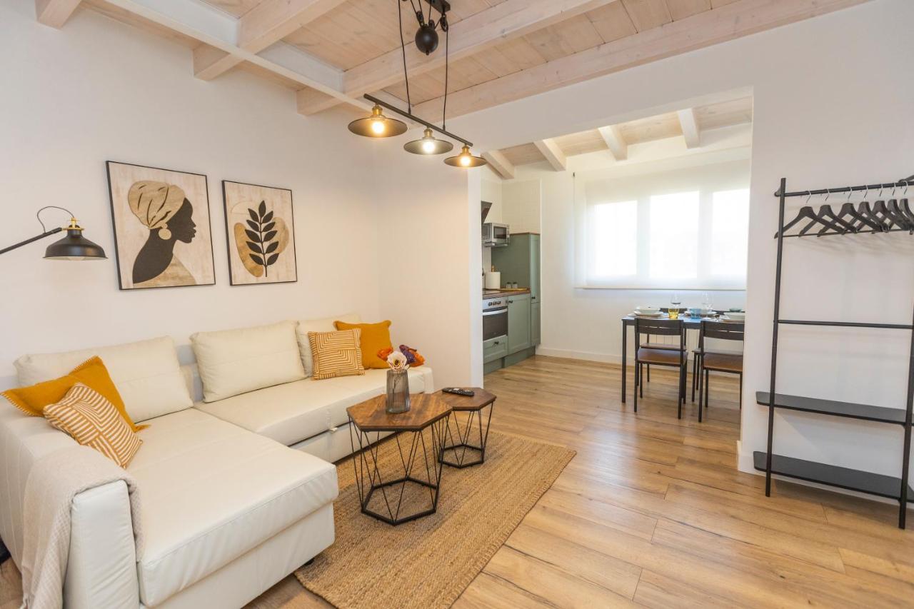 Apartamentos Gurugu Ribadeo Exterior photo